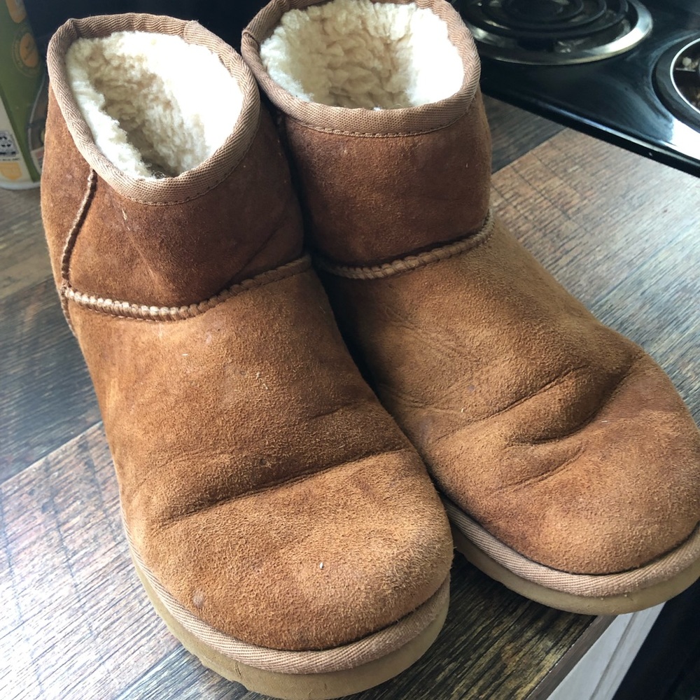 Uggs short boots